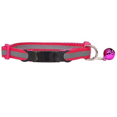 Collier personnalisé rose pour chien avec clochette rose et plaque noire