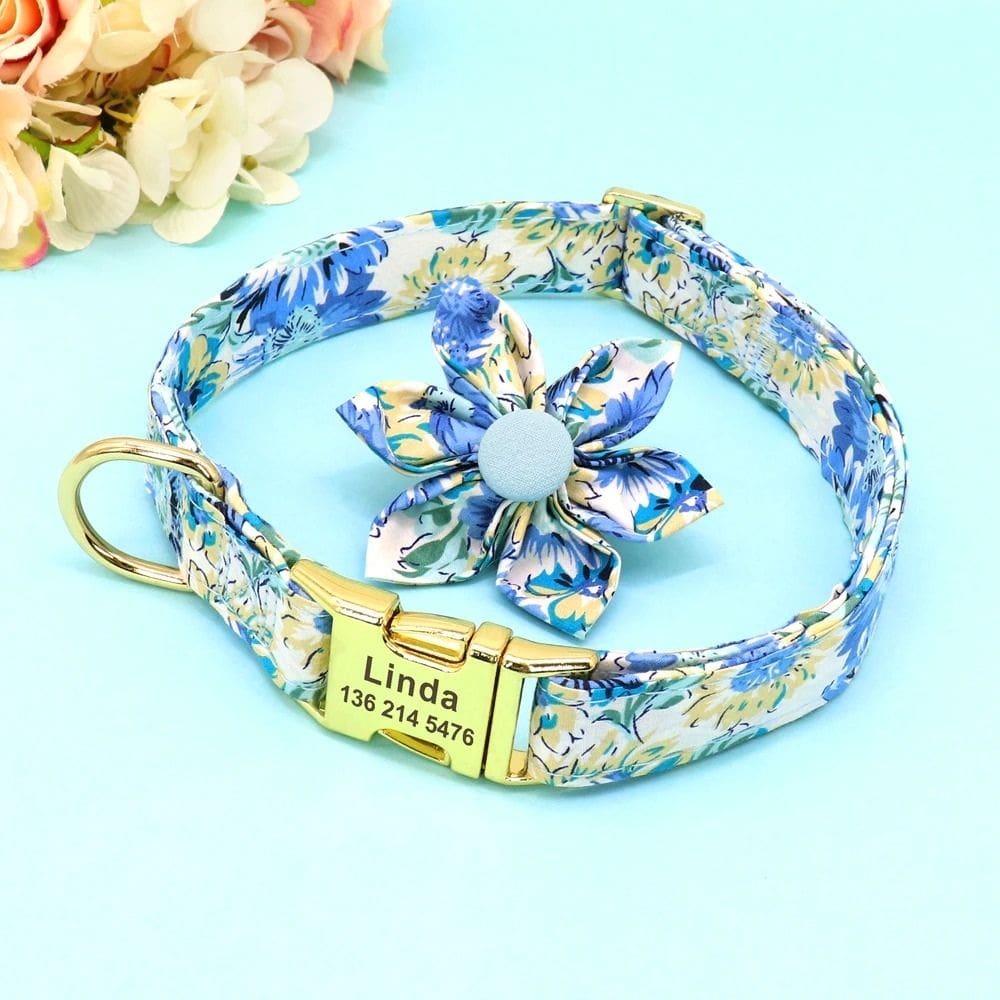 Collier personnalisé chien nylon fleuri boucle gravée