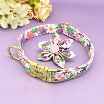 Collier personnalisé chien nylon fleuri boucle gravée