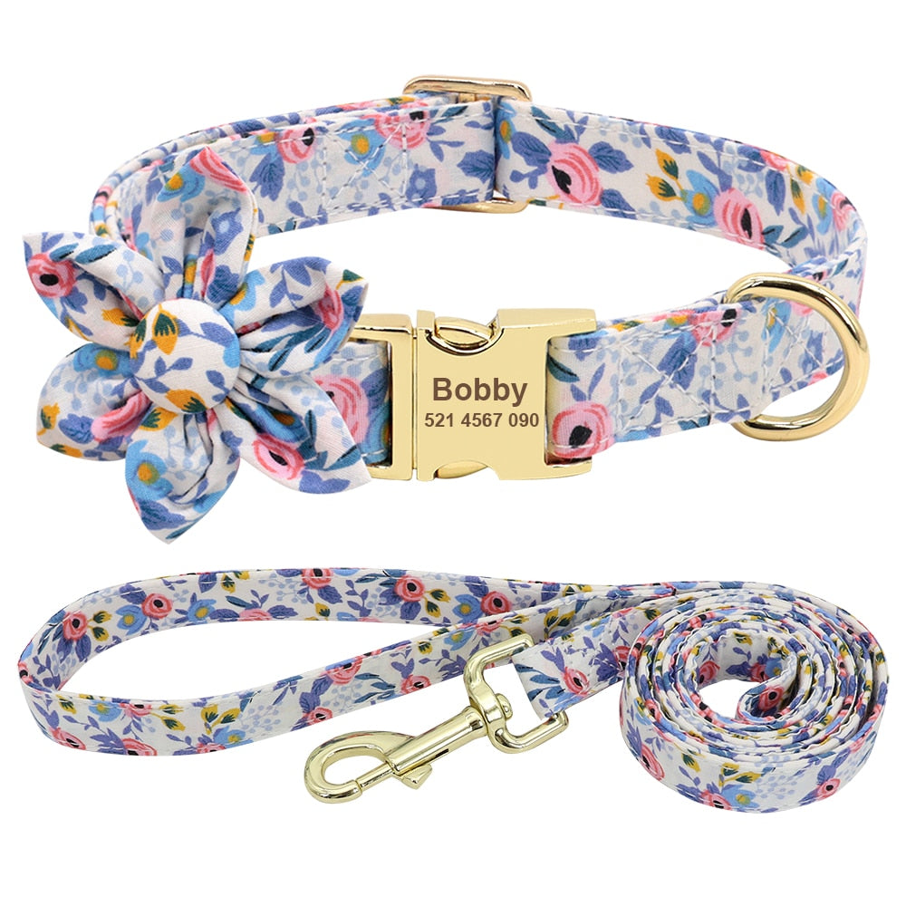 Ensemble laisse et collier bleu pour chien avec fleur décorative