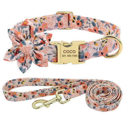 Ensemble laisse et collier orange pour chien avec fleur assortie