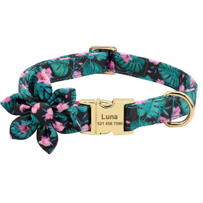 Collier personnalisé chien nylon fleuri plaque dorée