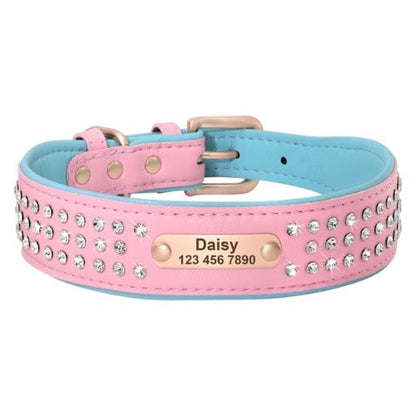 Collier personnalisé pour chien en cuir rose avec strass décoratifs