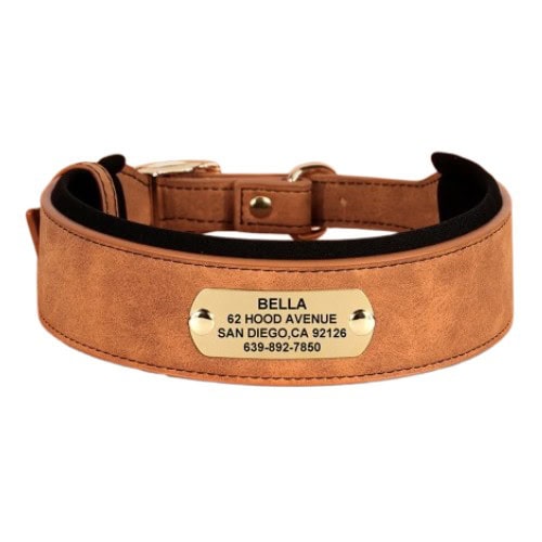 Collier personnalisé pour chien brun en cuir avec plaque dorée