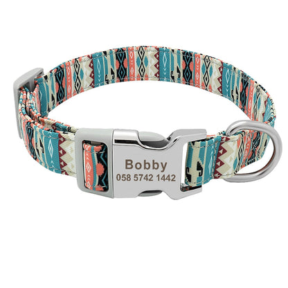 Collier pour chien vert à bandes en nylon avec boucle gravée